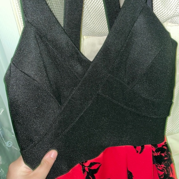Cute red and black homecoming dress. worn once, perfect condition - Picture 2 of 3
